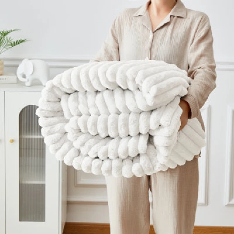 Image of Ezysleep Ezysleep Super Soft Luxury Faux Fur Stripe Throw in Cream Size: Large Cream Large Unisex 0721545366887