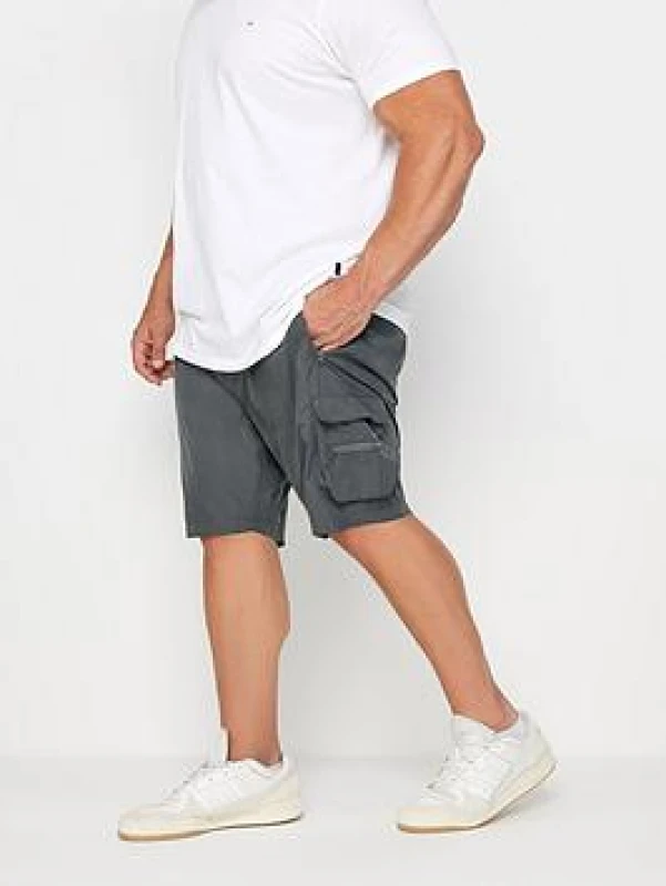 Image of BadRhino BadRhino Men Floral Print Short Sleeve T-Shirt in Cream Size: 2X-large Cream XXL Male 5063111297252