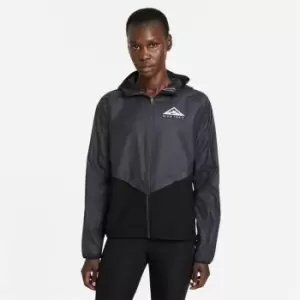 Image of Nike Soft Shell Trail Jacket Womens - Black