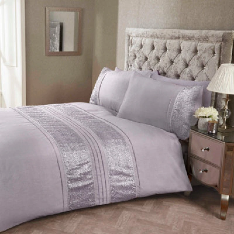 Image of Rapport Home Aurora Polycotton Duvet Cover Set With Pillowcase in Purple Size: Super King Purple Unisex Super King