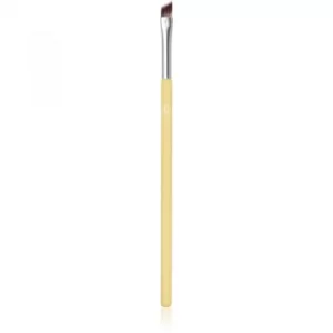 image of 3INA Tools The Angle Liner Brush Bent Eyeliner Brush