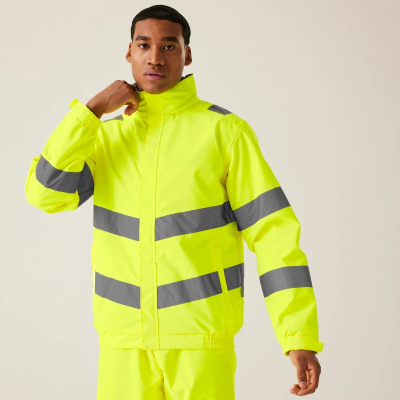 Image of Regatta Regatta Men Hi-Vis Pro Contract Dover Jacket in Yellow Size: Small Yellow S Male 5063019901077