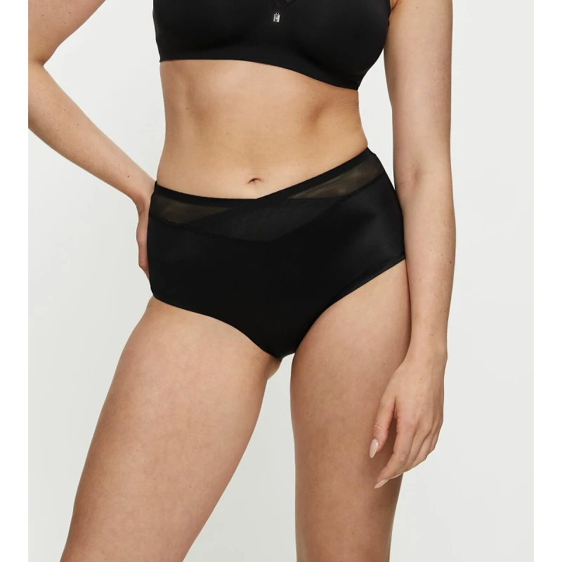 Image of Triumph True Shape Sensation Maxi Knickers Black Polyamide 14