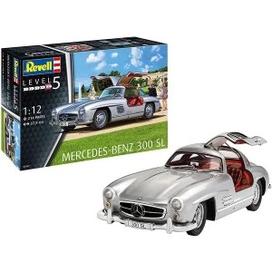 image of Mercedes Benz 300 SL Level 5 1:12 Revell Model Kit