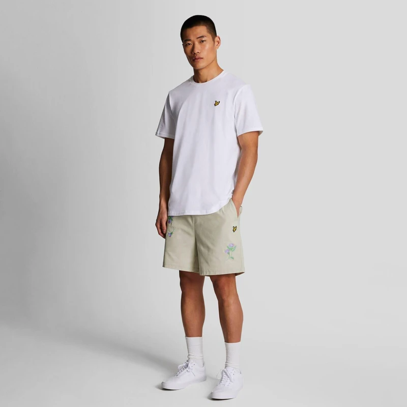 Image of Lyle and Scott Thistle Club Embroidered Shorts Cream male XS