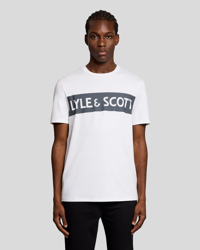 Image of Lyle & Scott Mens Sports Chest Logo T-Shirt in White