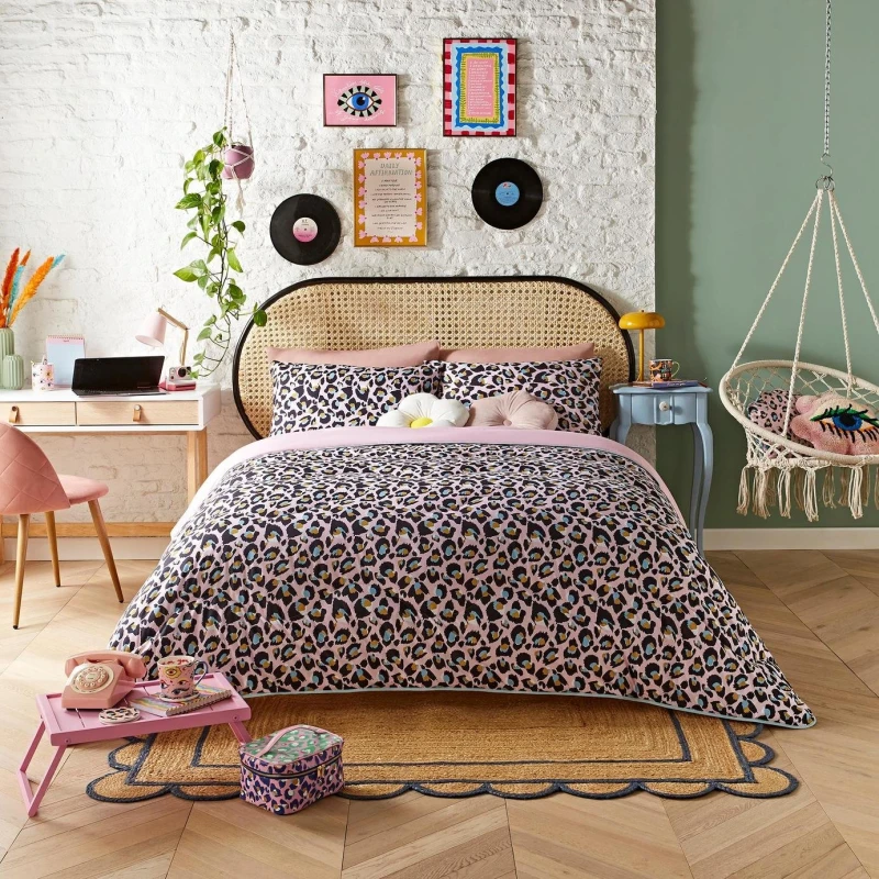 Image of Night Lark Night Lark Seasonal Leopard 10.5 Tog Duvet Set - Double