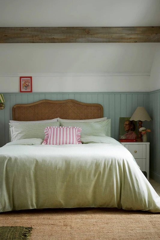 Image of Helena Springfield 'Gingham' Cotton Duvet Cover Set in Green Size: King Green Unisex King