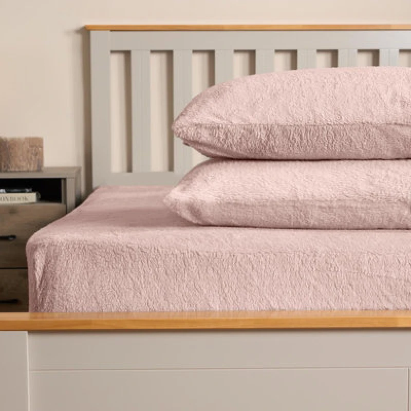 Image of OHS OHS 2 Pack Teddy Fleece Pillowcase Cover Bedding Set Thermal in Light Pink Size: Standard Pillow Case Light Pink Standard Pillow Case Unisex 502