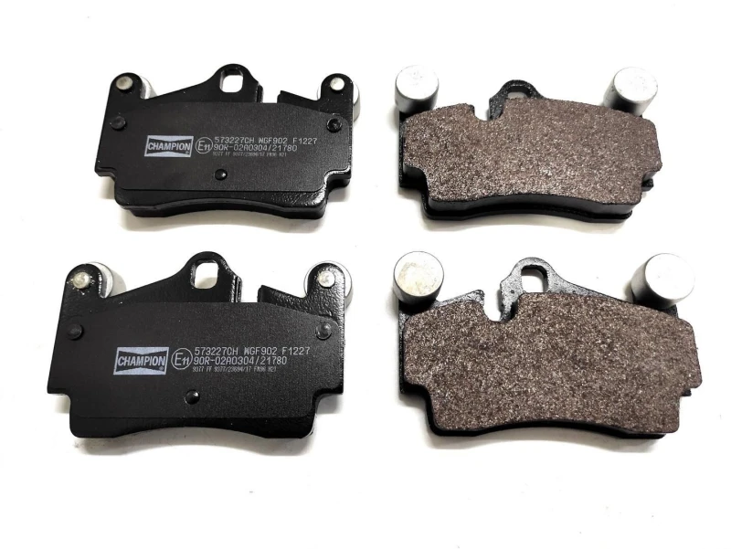 Image of Brake pad set CHAMPION 573227CH
