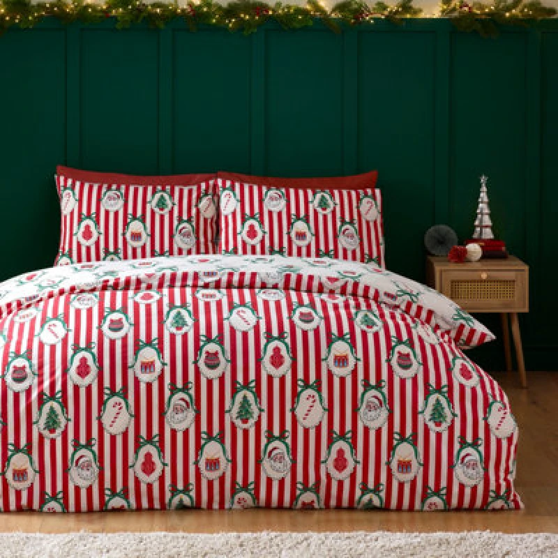Image of Catherine Lansfield Christmas Vintage Stripe Reversible Double Duvet Cover Set With Pillowcases Red