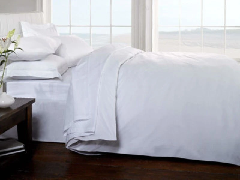 Image of Rapport Home 200 Thread Count Cotton Quilt Cover in White Size: Double White Unisex Double