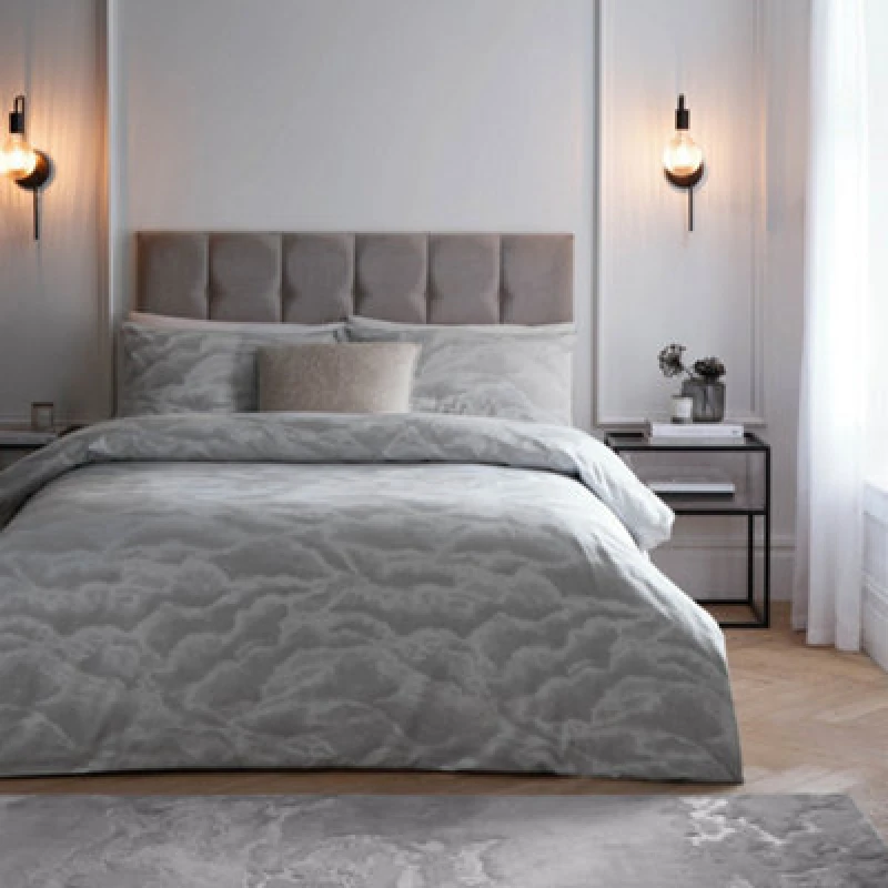 Image of Paoletti Ellora Jaqcuard Duvet Cover Set, Silver, Super King