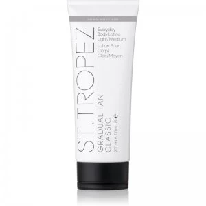 St.Tropez Gradual Tan Classic Everyday Body Lotion Shade Light/Medium 200ml