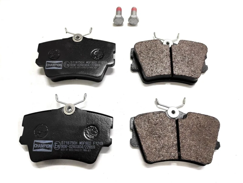 Image of Brake pad set CHAMPION 571875CH