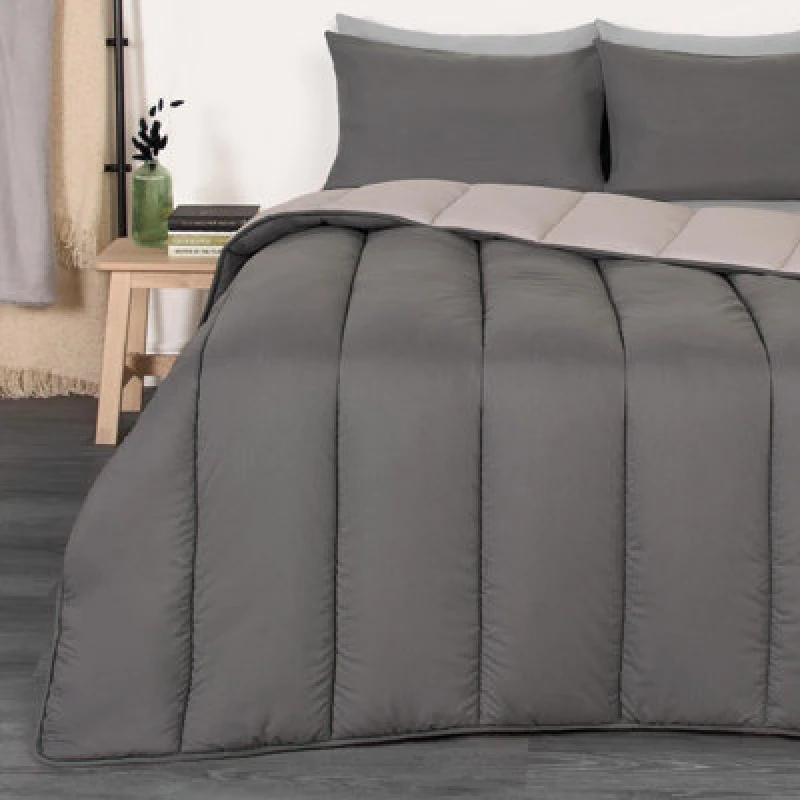 Image of OHS OHS Soft Coverless 10.5 TOG Duvet Set Pillowcase Quilted Cover in Silver Size: Single Silver Single Unisex 5027434184859