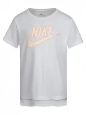 image of Nike Younger Girls Short Sleeve Drapey Graphic T-Shirt, White, Size 2-3 Years