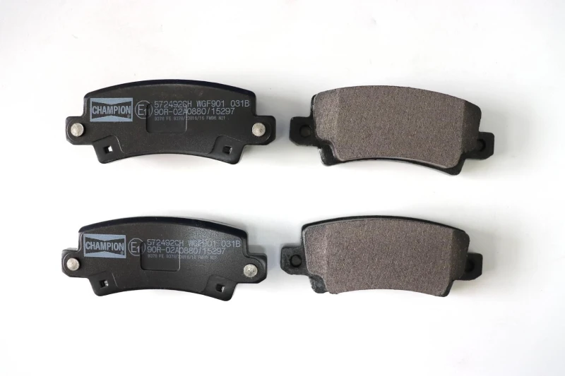 Image of Brake pad set CHAMPION 572492CH