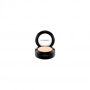 Image of MAC Studio Finish Spf 35 Concealer Nc15