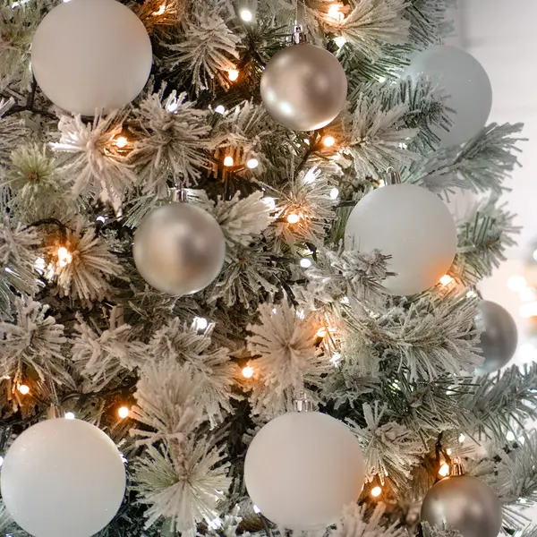 Image of Festive Indoor & Outdoor 4ft Christmas Tree Glow-Worm Lights 360 White & Warm White LEDs