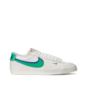 image of Nike Blazer Low '77 Se, Phantom/Stadium Green-Old Royal-Black, size: 7, Male, Trainers, DO9777-001