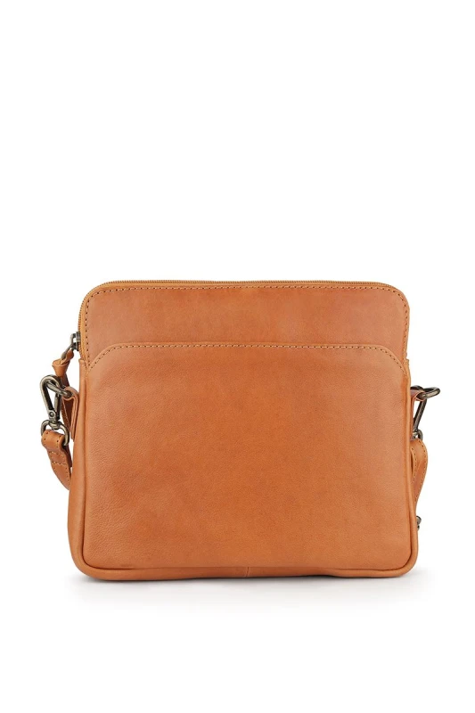 Image of PRIMEHIDE 'Washed Cancun' Leather Small Crossbody Bag Tan