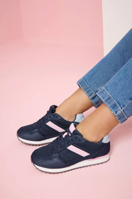 Image of Yours Womens Colourblock Trainers In Extra Wide EEE Fit in Mid Navy Size: 5EEE Mid Navy Female 5EEE