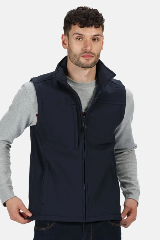 Image of Regatta Regatta Men Flux Softshell Bodywarmer in Green Size: 5X-Large Green 5XL Male 5020436169862