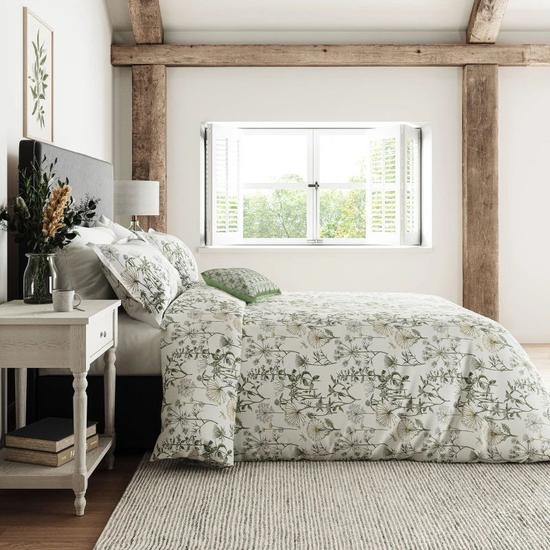 Image of Sanderson 'Wild Angelica' Cotton Duvet Cover Set Light Green