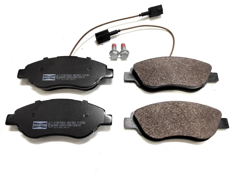 Image of Brake pad set CHAMPION 573076CH