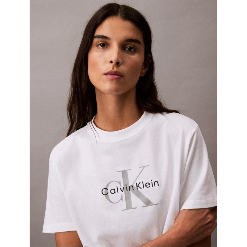 Image of Calvin Klein Jeans Womens CKJ Mono Hero Regular Fit T-Shirt White female 16 (XL)