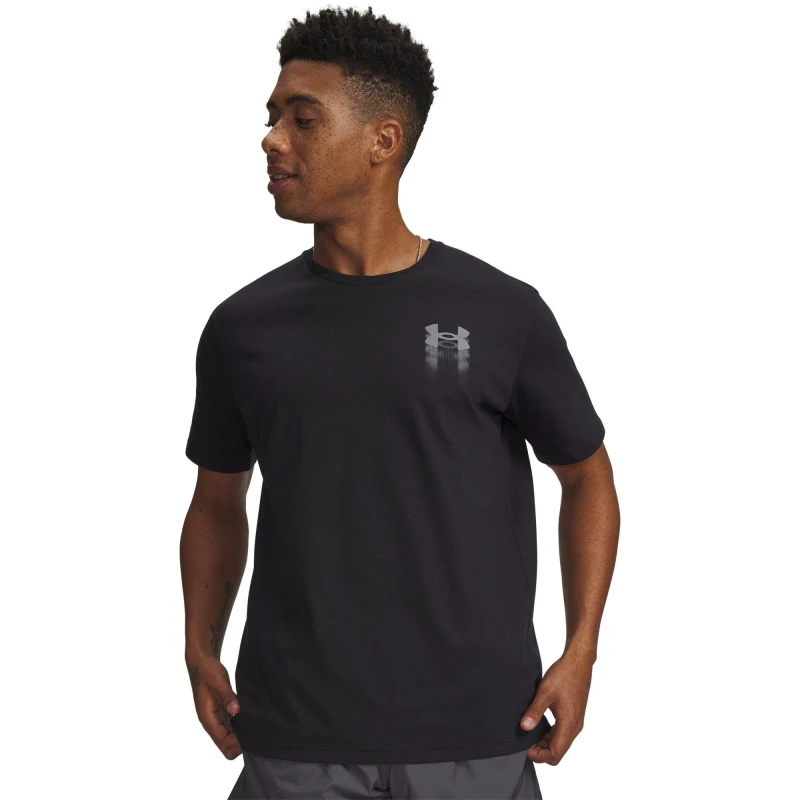 Image of Under Armour Mens Blur Logo Short Sleeve T-Shirt Black/Titn Gray male 2XL