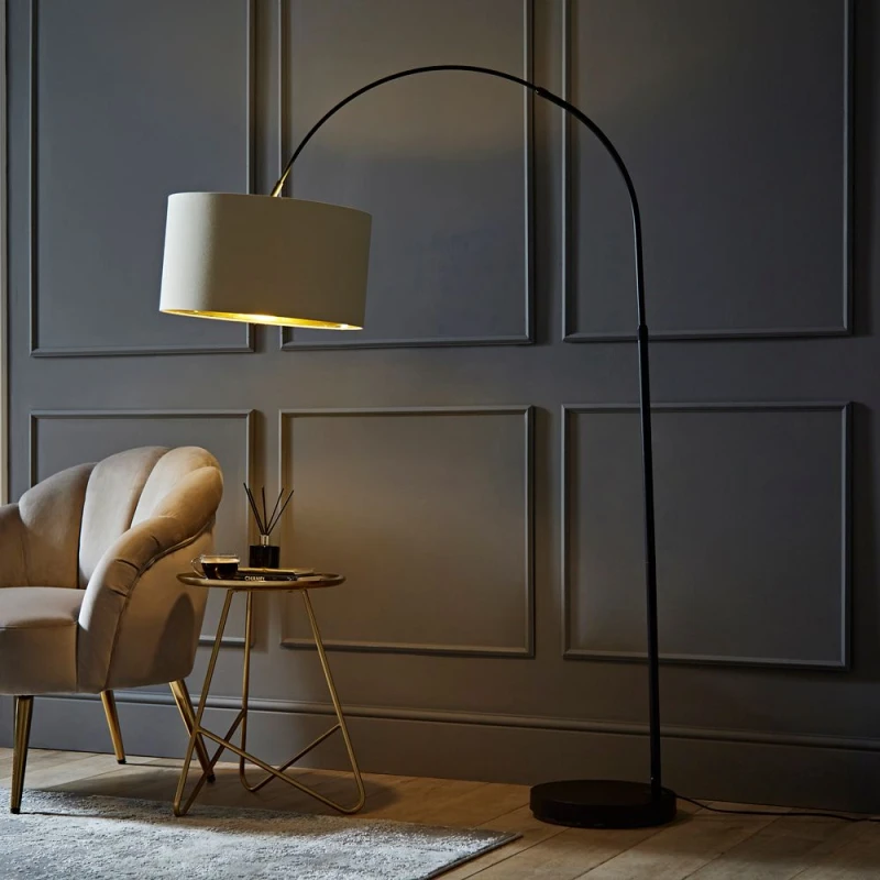Image of ValueLights Louis Black Arched Curved Floor Lamp with Black and Gold Inner Shade & LED Bulb Black