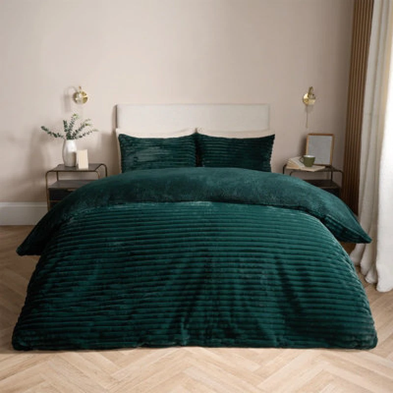 Image of OHS OHS Ribbed Duvet Cover Faux Fur Winter Warm Bedding Set in Green Size: Double Green Double Unisex 5027434189786