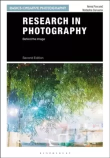Image of Research in Photography : Behind the Image