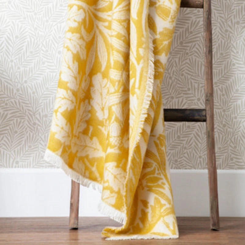 Image of Morris & Co Morris & Co Acorn Tonal Jacquard Throw in Gold Size: 130cm x 170cm Gold 130cm x 170cm Unisex 5025532811691