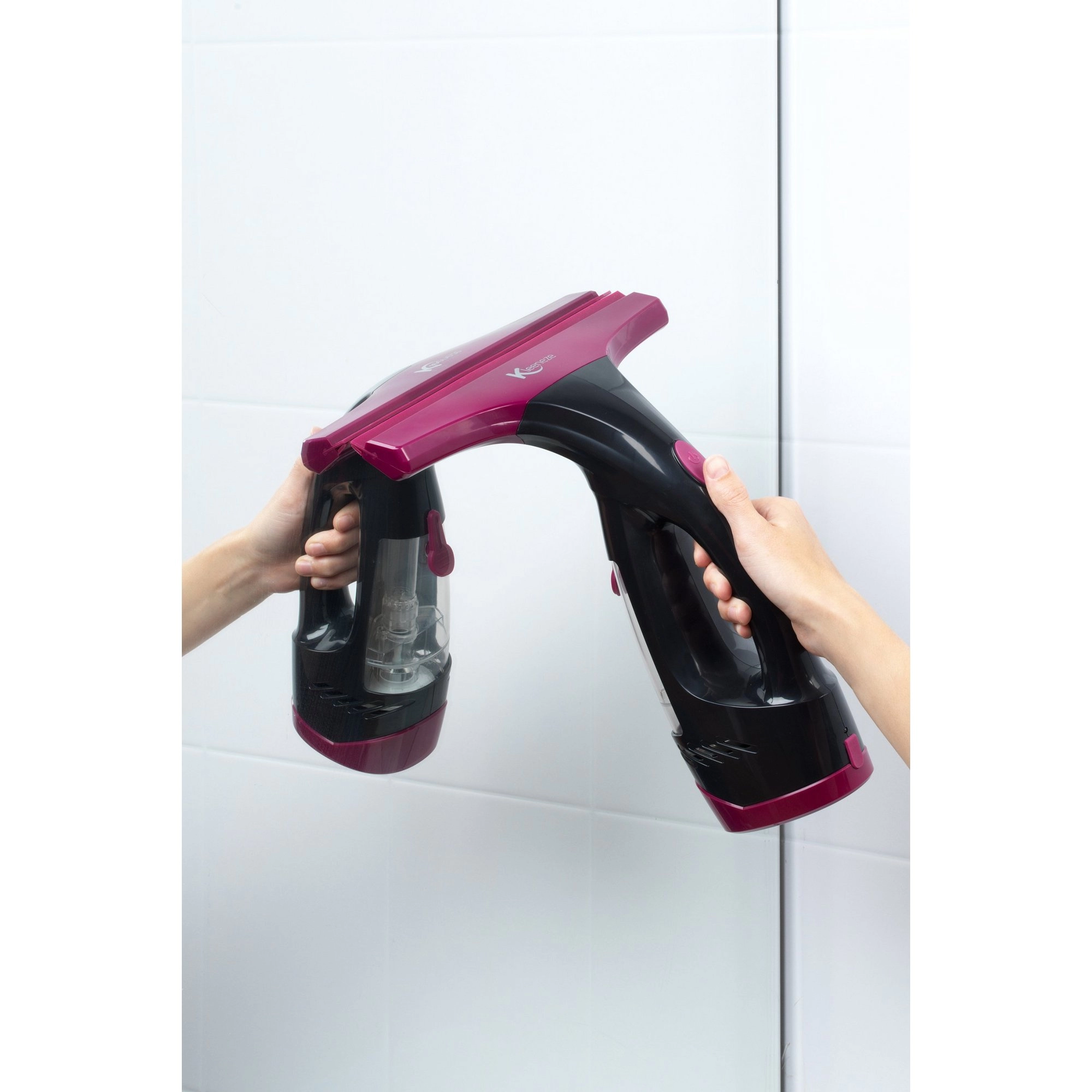 image of Kleeneze KL0765 Cordless Rechargeable Window Vacuum Cleaner