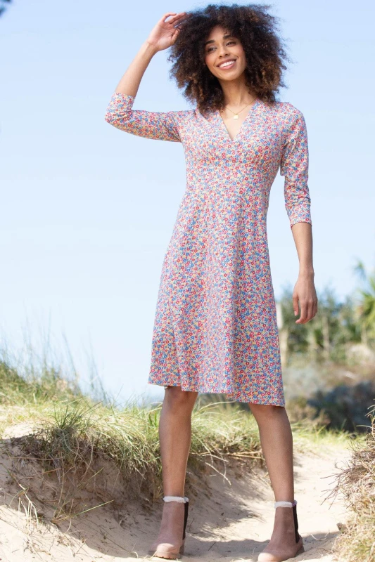Image of Kite Womens Cheselbourne 3/4 Sleeve Jersey Dress Size: 10 Multicolor Female 10