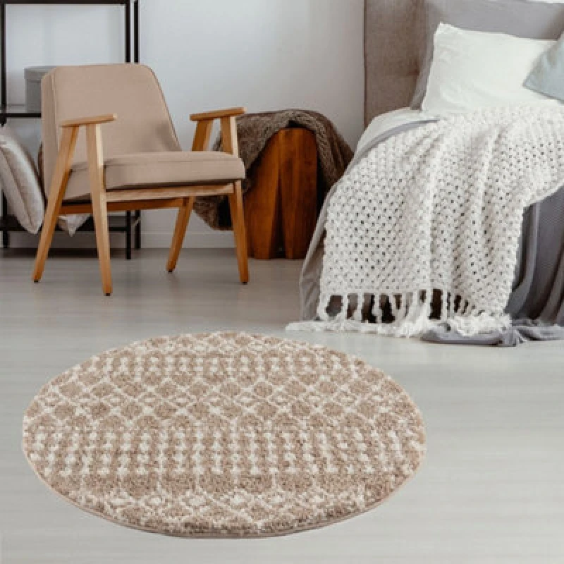 Image of THE RUGS Soft Moroccan Diamond Shaggy Rugs & Runners Beige Ivory Living Room Size: 120cm diameter Beige Unisex 120cm diameter