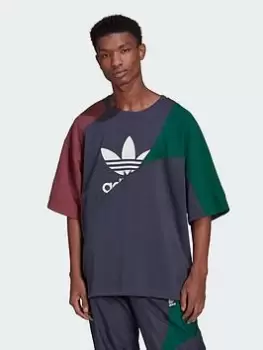Image of adidas Originals Half Trefoil T-Shirt, Navy Size XS Men