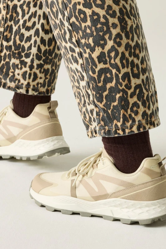 Image of Regatta Womens Lady 'Leighton' Active Trainers in Cream Size: 5 Cream Female 5