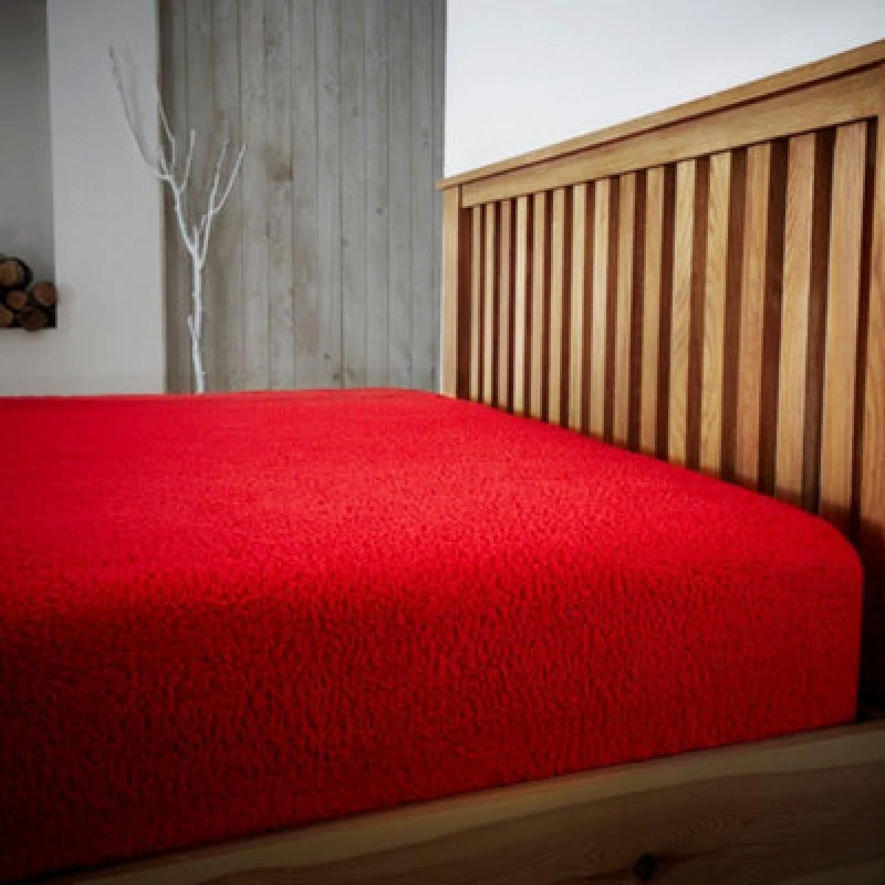 Image of Smart Living Smart Living Luxury Quality Fitted Teddy Bear Fleece Flannel Fitted Sheet in Red Size: King Fitted Red King Fitted Unisex 5051346158837