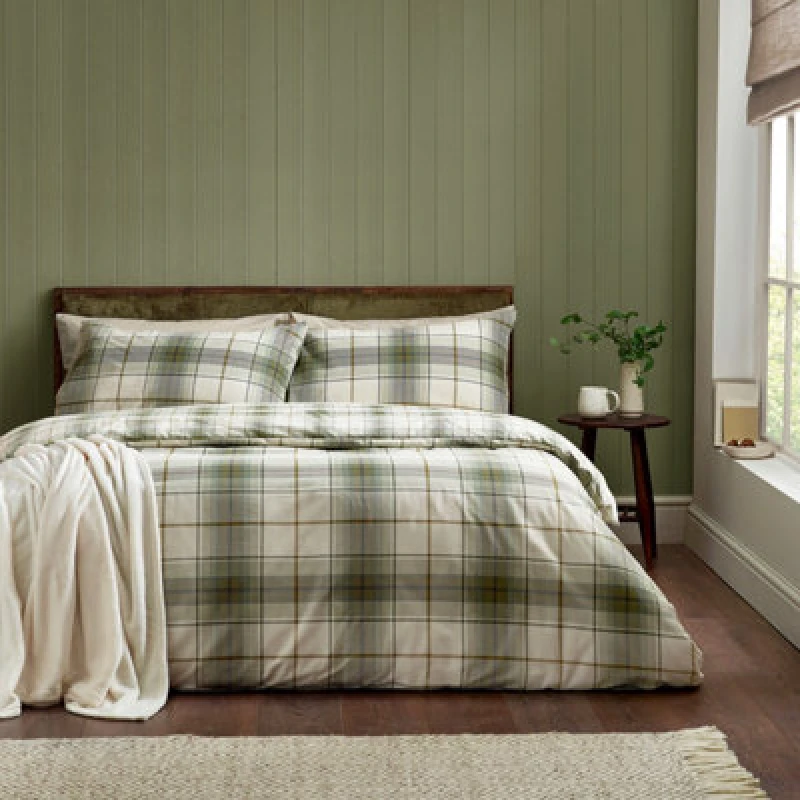 Image of Catherine Lansfield Brushed Troon Check Double Duvet Cover Set With Pillowcases Green