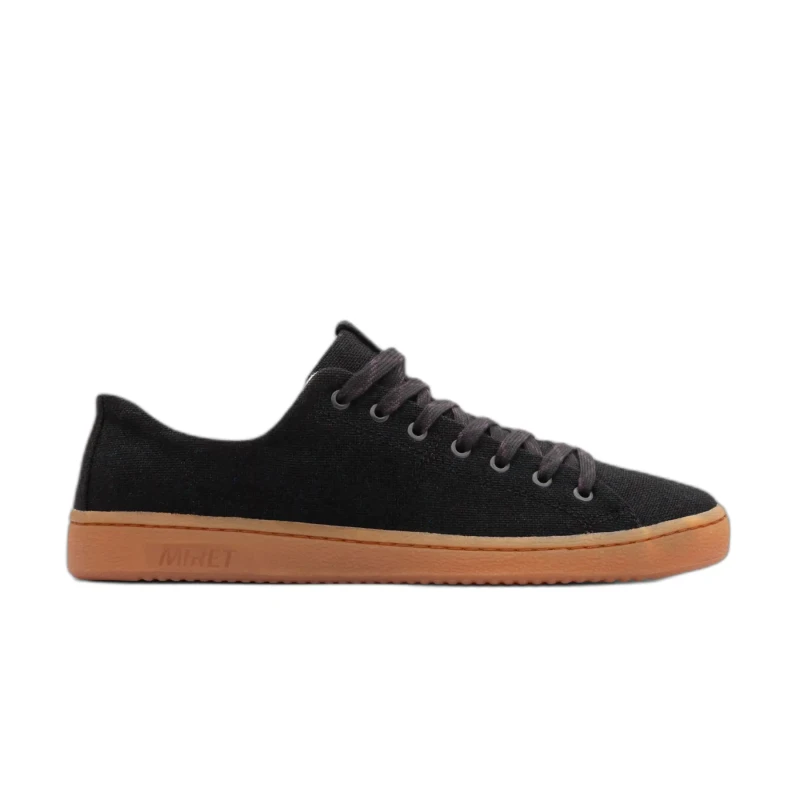 Image of Earthbound Sneakers Earthbound Leshy Noir Unisex 42