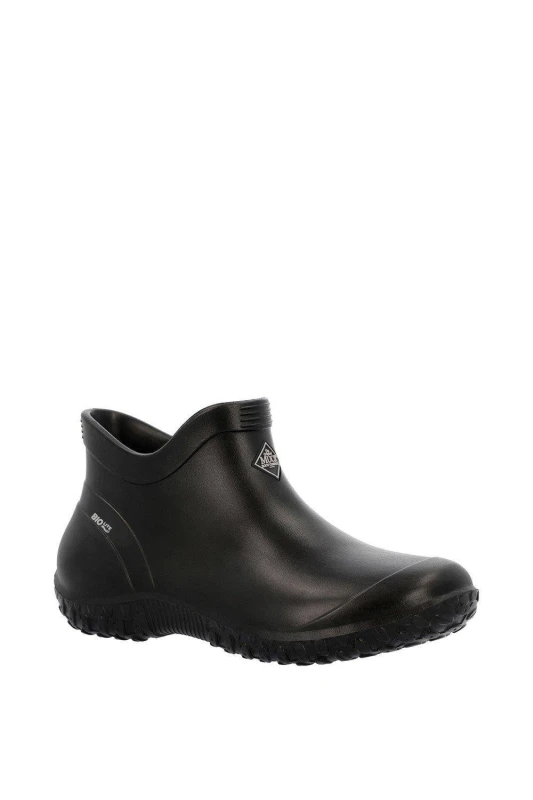 Image of Muck Boots Womens 'Muckster Lite' Textile/Weather Wellingtons in Black Size: 8 Black Female 8