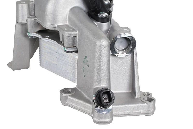 Image of METZGER 2370185 Housing, oil filter Housing,oil filter (590)
