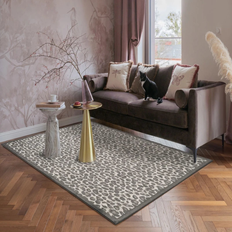 Image of Mayfair Living Room Area Rug Metallic Sheen Contemporary Modern Leopard Design - Black 200Cm X 290Cm