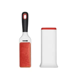 Image of OXO GG Furlifter Garment Brush