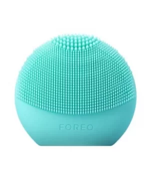 image of FOREO Luna Play Smart 2 Facial Cleansing Device With Skin Analysis Mint For You