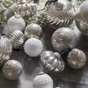 image of Gallery Interiors Set of 6 Farley Swirl Baubles Antique Silver / Silver / Large